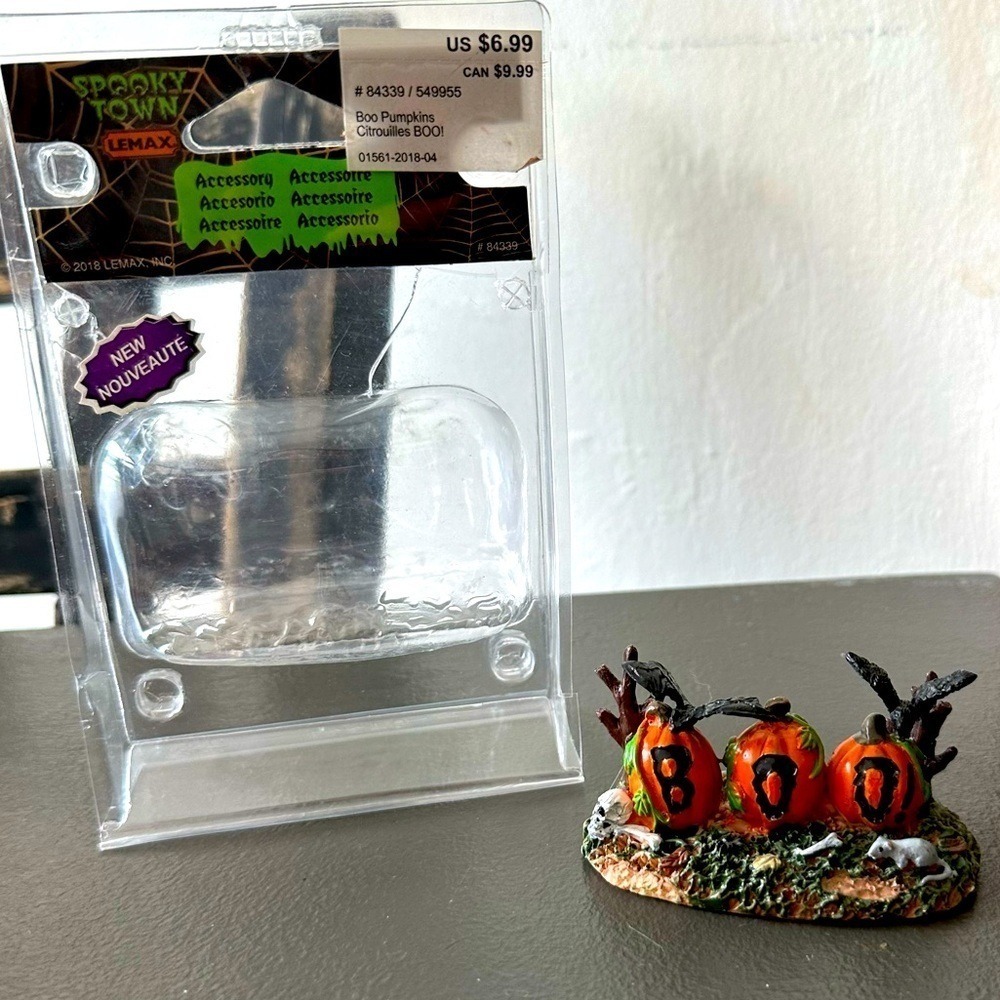 Spooky Town 84339 BOO Pumpkin Jack O Lantern Halloween Village 2018 Accessory